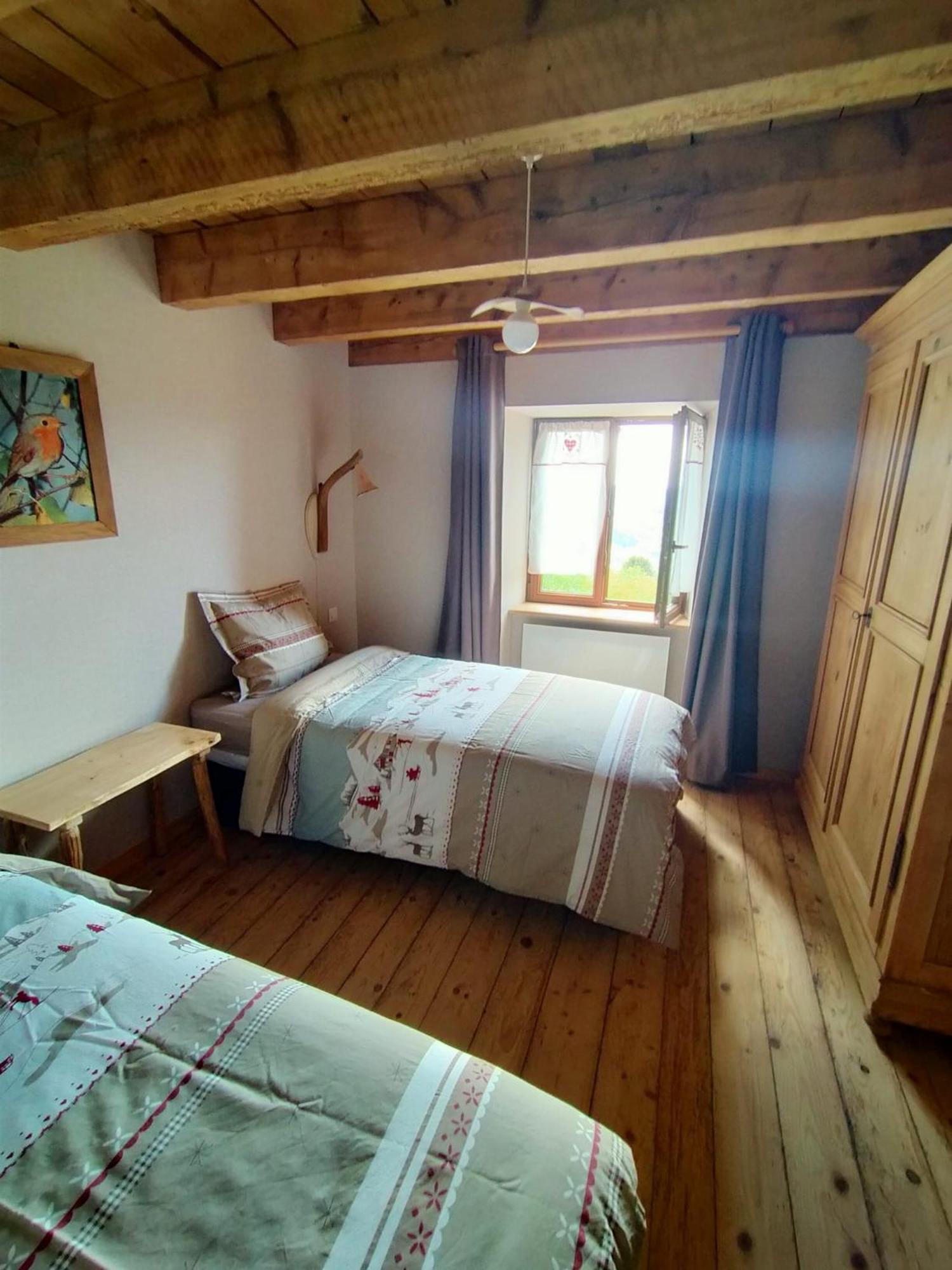Aux Balcons De La Vallee Soultzeren 部屋 写真
